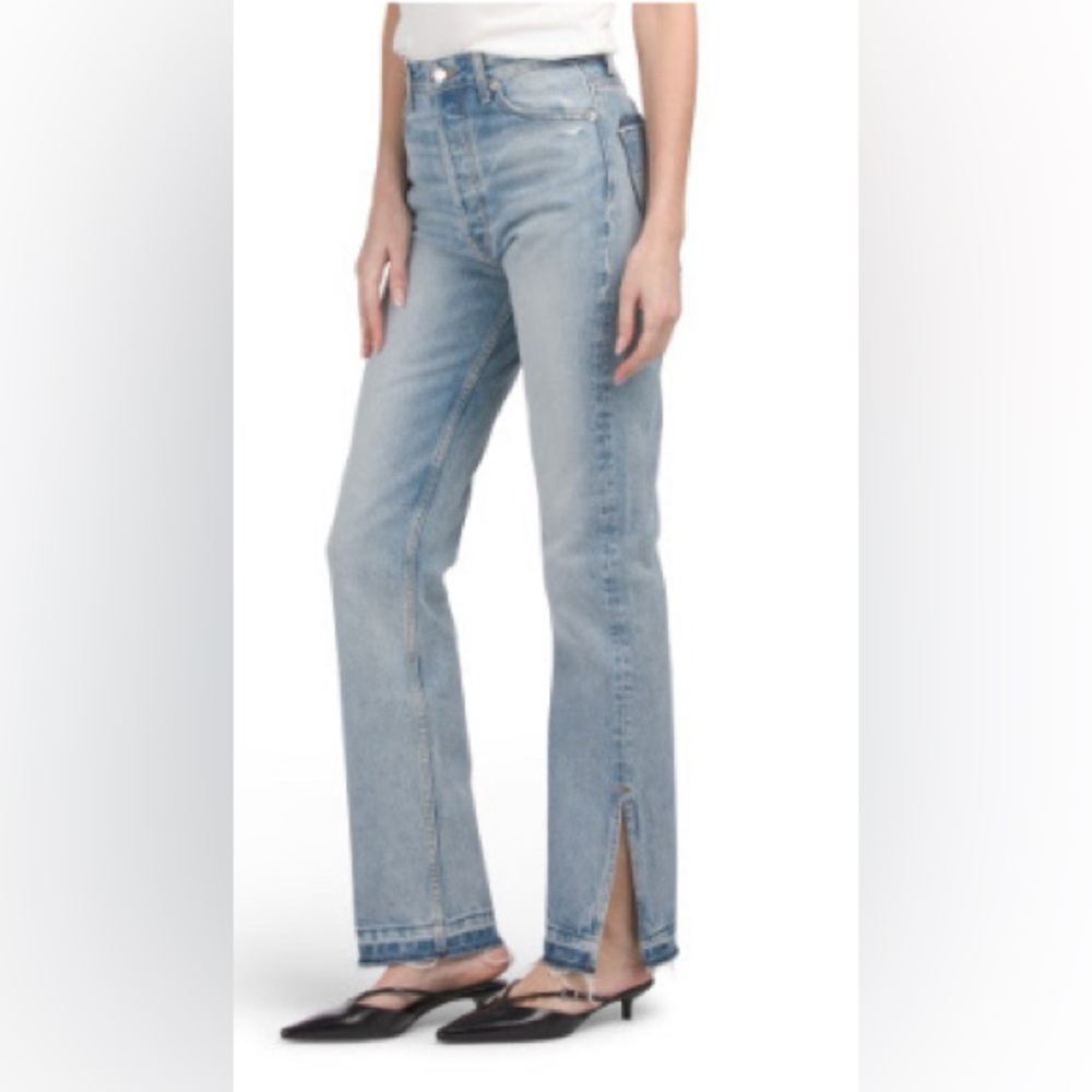 Elegant Light Blue Straight Leg Women's Jeans